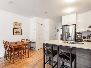 5681 Rue Chambord Photo 8