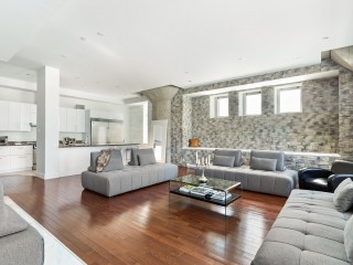 1000 Rue de la Commune E. Photo 8