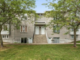 4646-4650 Av. du Château-Pierrefonds Photo 1