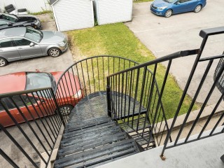 4646-4650 Av. du Château-Pierrefonds Photo 9