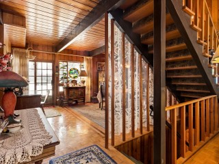 140 Av. Woodland Photo 4