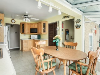 4875 Rue Pierre-Lauzon Photo 5